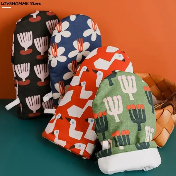 1Pcs Microwave Oven Glove Kitchen Tool Mitten Terylene Insulated Heatproof Resistant Non-slip Baking Gloves Thickening