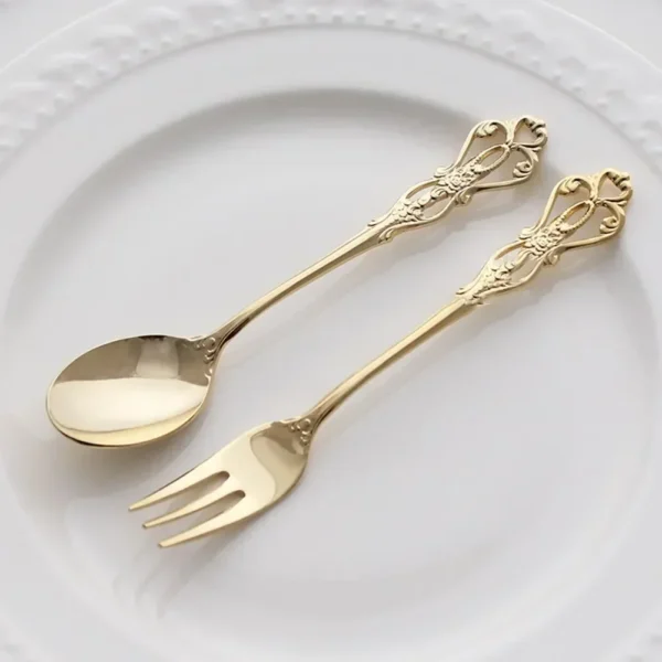 2Pcs Retro Gold Spoon Fork Cutlery Set Stainless Steel Luxury Dessert Coffee Spoon Creative Tea-spoon Tableware Kitchen Utensils